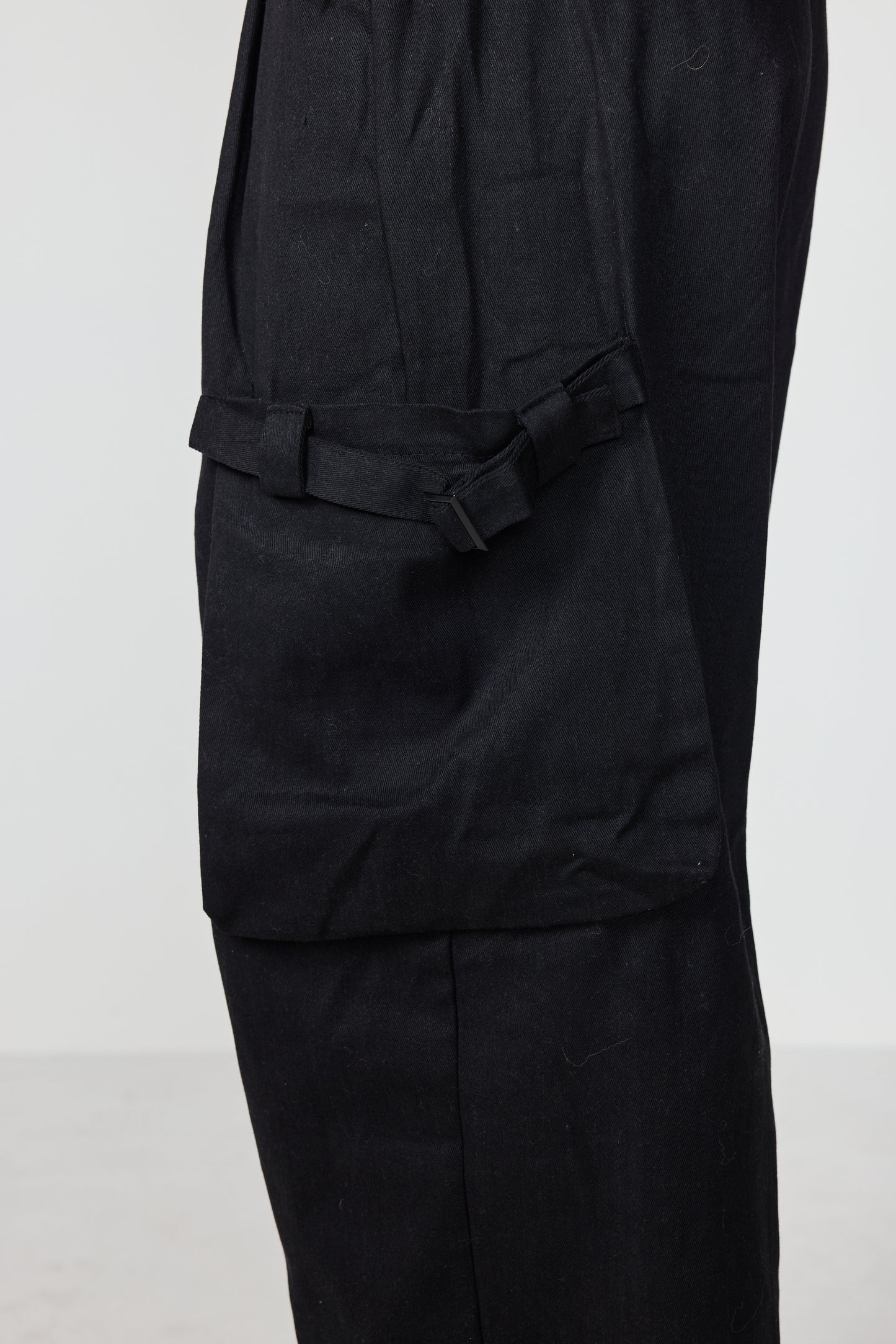 THE 'BAGGY CARGO' PANT