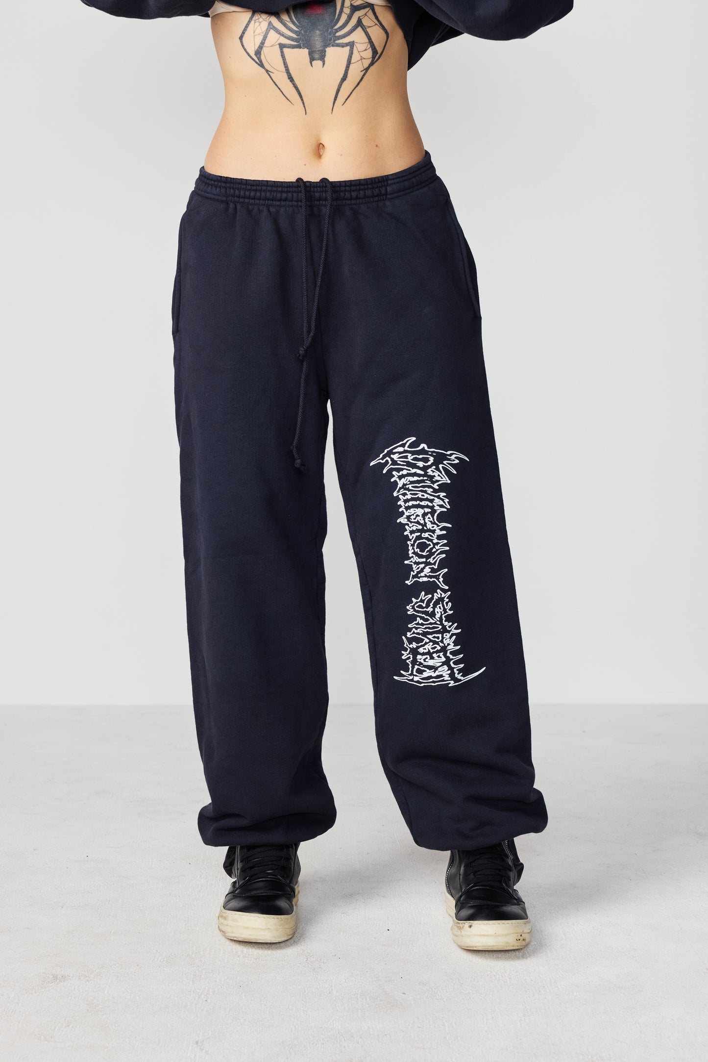 THE 'DARKTHRONE' SWEATS