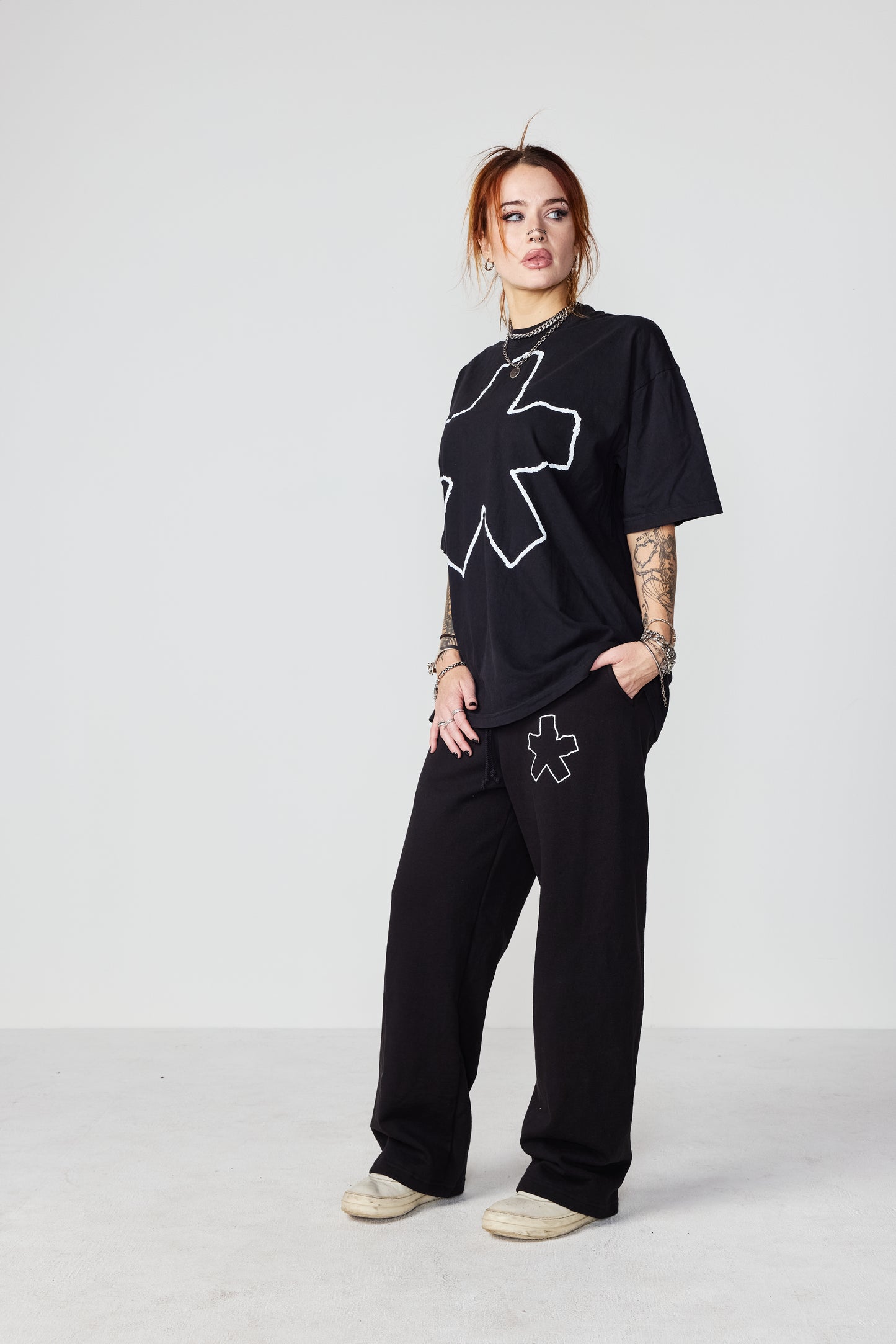 WIDE LEG 'CHALK OUTLINE' SWEAT PANTS